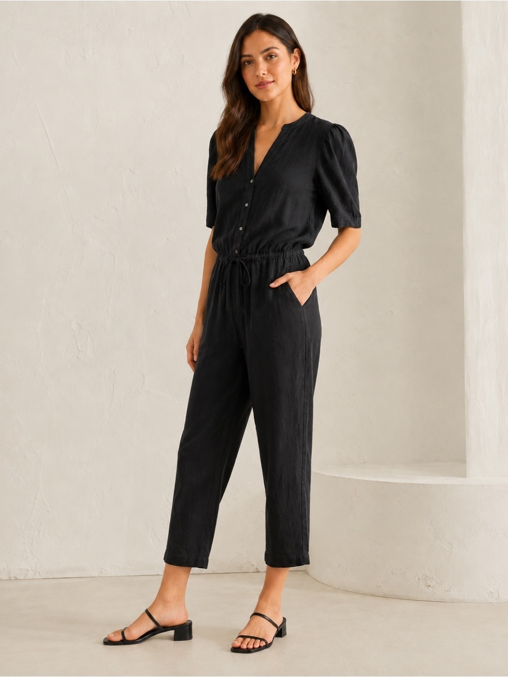 Velvet by Graham & Spencer Lyra Black Short-Sleeve 100% Linen Jumpsuit Size XS